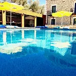 Hotel Victoria And Lounge 2*
