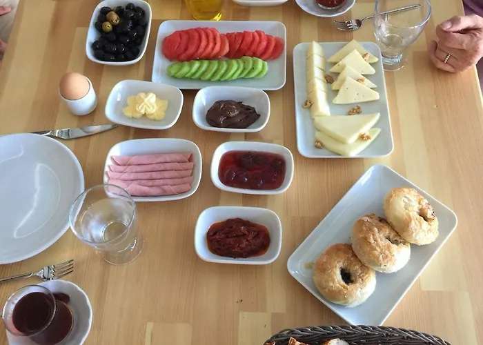 Victoria And Lounge Foca