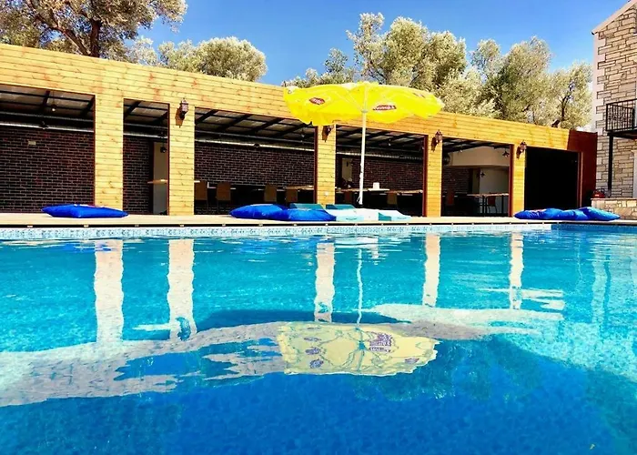 Victoria And Lounge 2* Foça