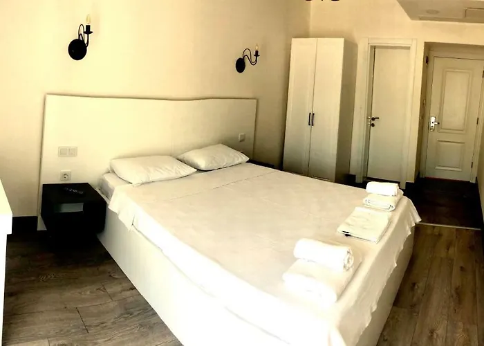 Hotel Victoria And Lounge 2*