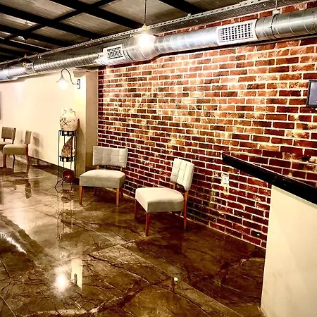 Victoria And Lounge 2* فوكا