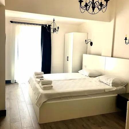Victoria And Lounge فندق فوكا