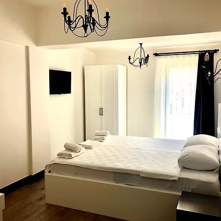 Victoria And Lounge فندق