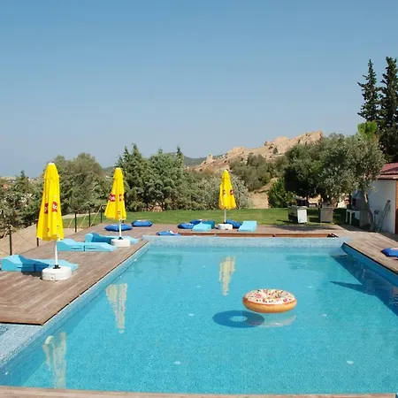 Victoria And Lounge Hotel Foça