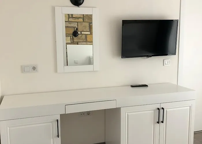 Victoria And Lounge Otel