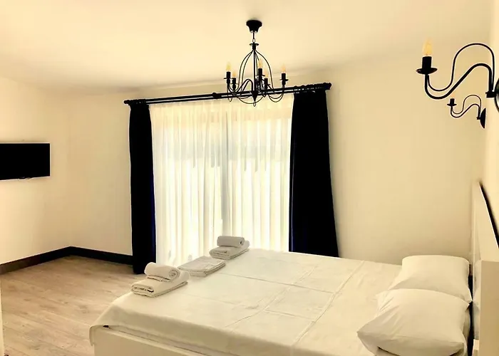 Victoria And Lounge Otel