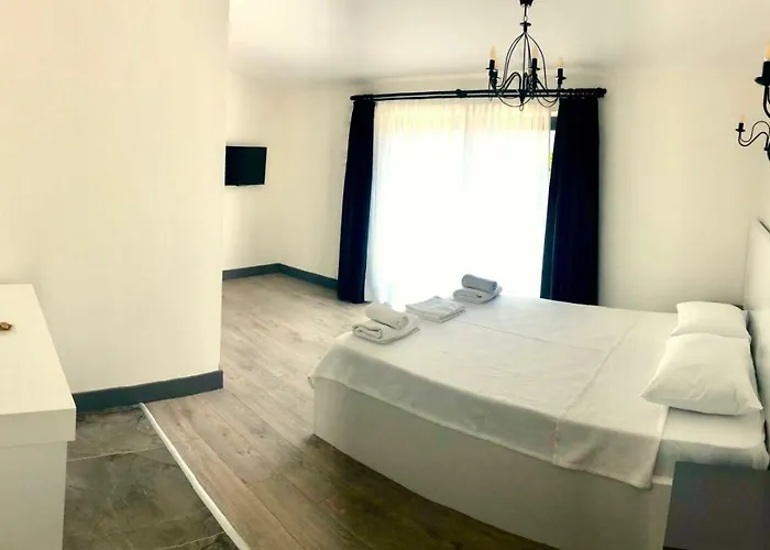 Otel Victoria And Lounge 2*